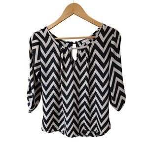 AGaci Black & White Chevron Blouse - S